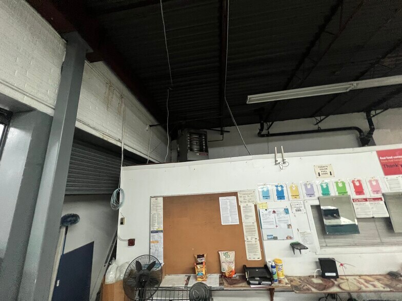 More Photos Of 3353 Noell Ave, Bronx Warehouse For Lease