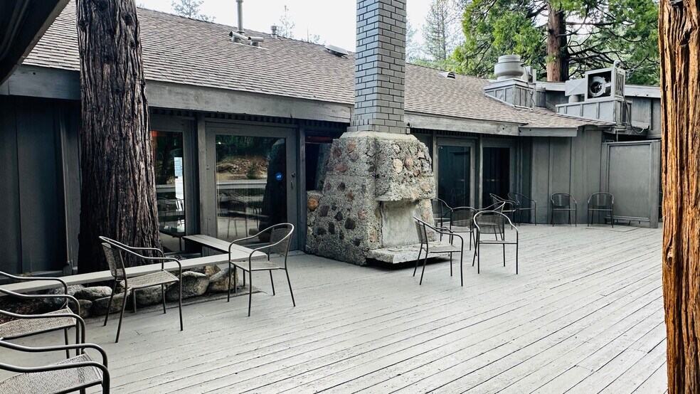 More Photos Of 54905 N Circle Dr, Idyllwild-Pine Cove Restaurant For Sale