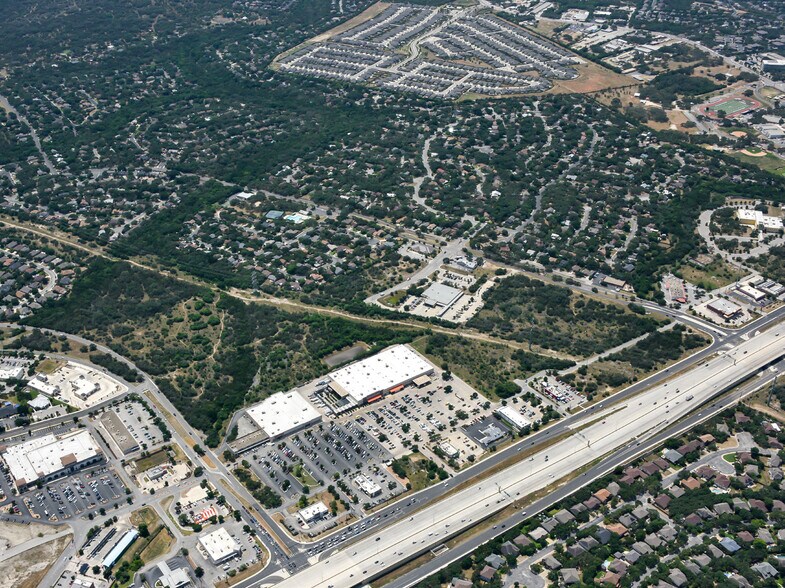 More Photos Of NEC of 281 and Encino Rio hwy, San Antonio Land For Sale