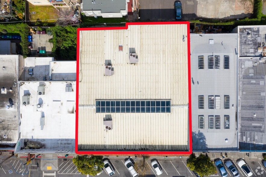 More Photos Of 3277-3283 Lakeshore Ave, Oakland Storefront For Lease
