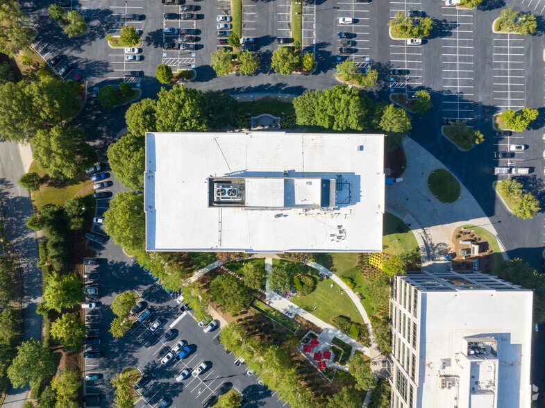 More Photos Of 100 North Point Ctr E, Alpharetta Office For Sale