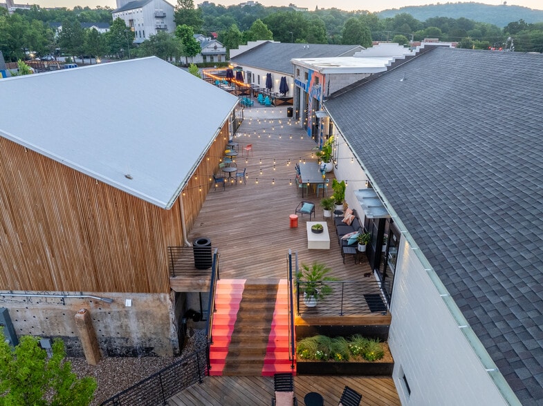 More Photos Of 517 W Martin Luther King Blvd, Fayetteville Restaurant For Lease