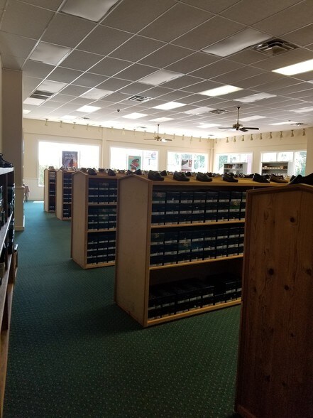More Photos Of 10589 N Kings Hwy, Myrtle Beach Freestanding For Lease