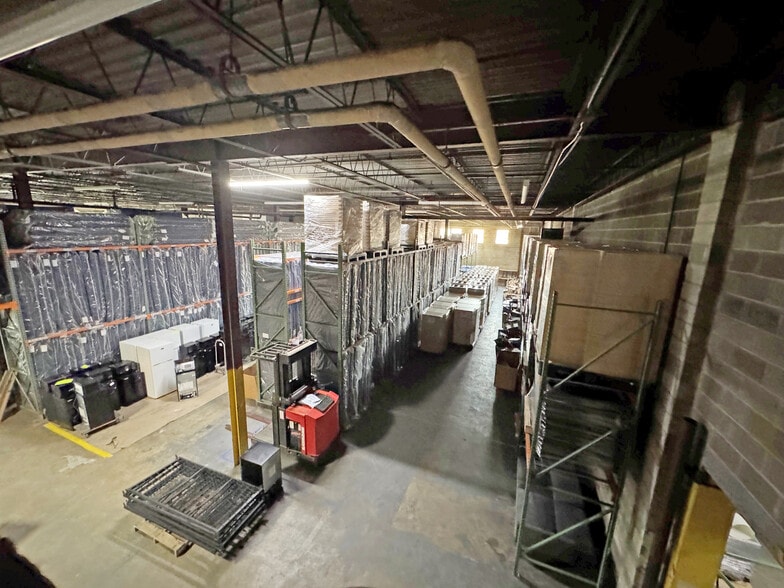 More Photos Of 4900 Frolich Ln, Hyattsville Warehouse For Lease