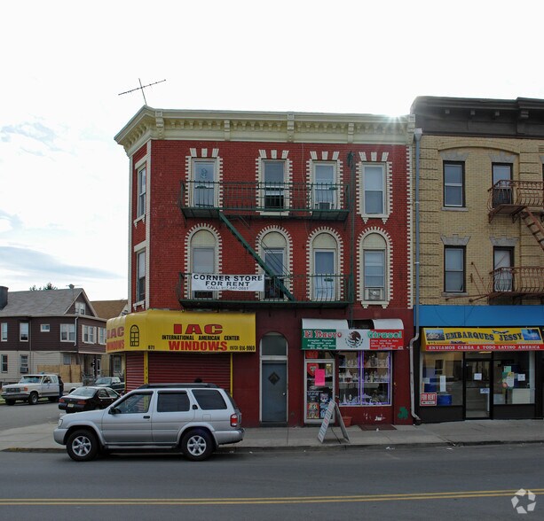 More Photos Of 871-875 Main Ave, Passaic Storefront Retail Residential For Lease