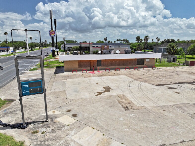Primary Photo Of 101 E Expressway 83, La Feria General Retail For Sale