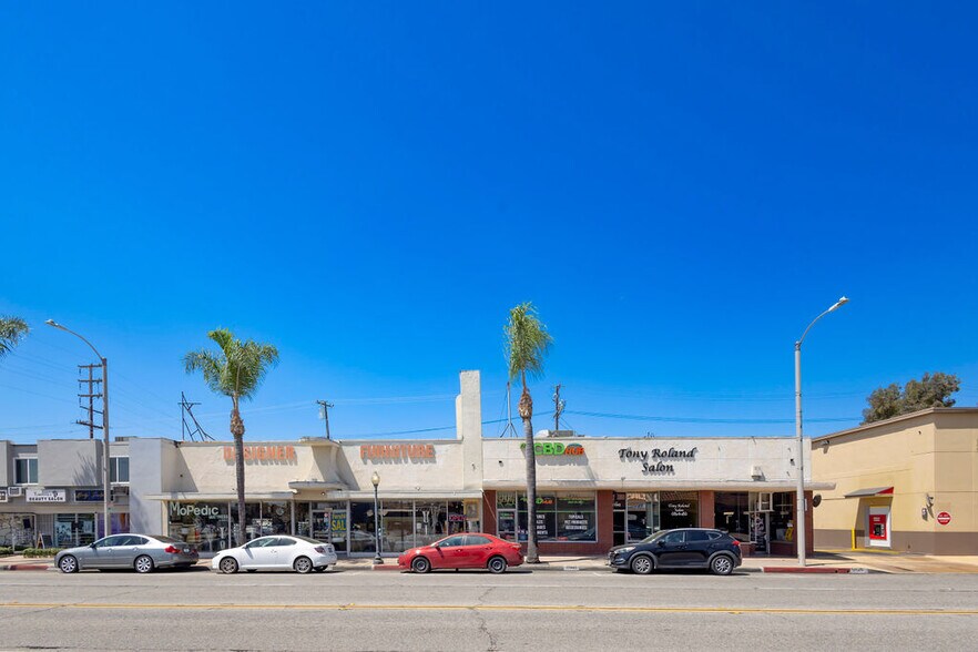 More Photos Of 17041-17047 Bellflower Blvd, Bellflower Storefront Retail Residential For Lease