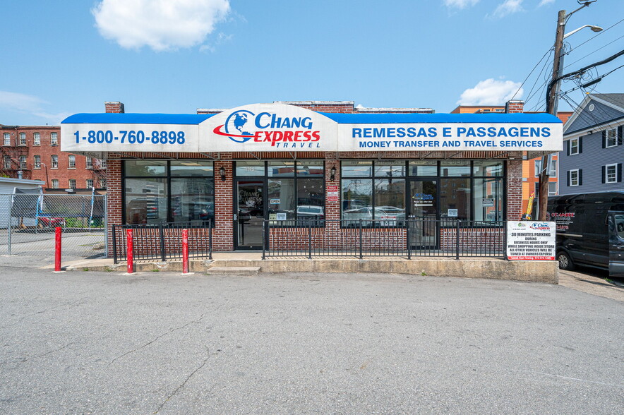 More Photos Of 183 Appleton St, Lowell General Retail For Sale