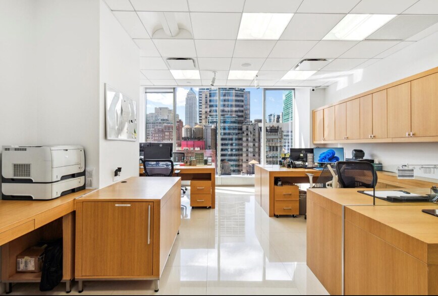 More Photos Of 50 W 47th St, New York Office Residential For Sale