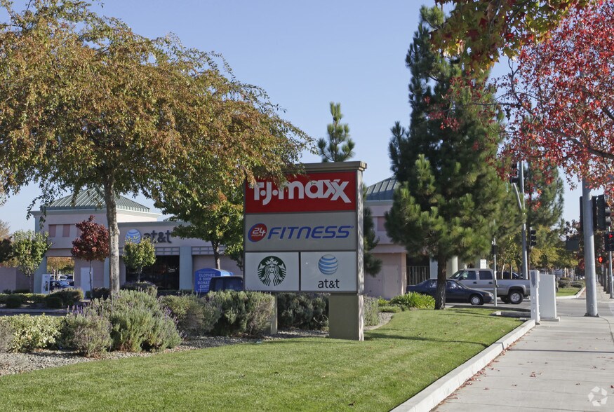 More Photos Of 1815 Hillsdale Ave, San Jose Freestanding For Lease