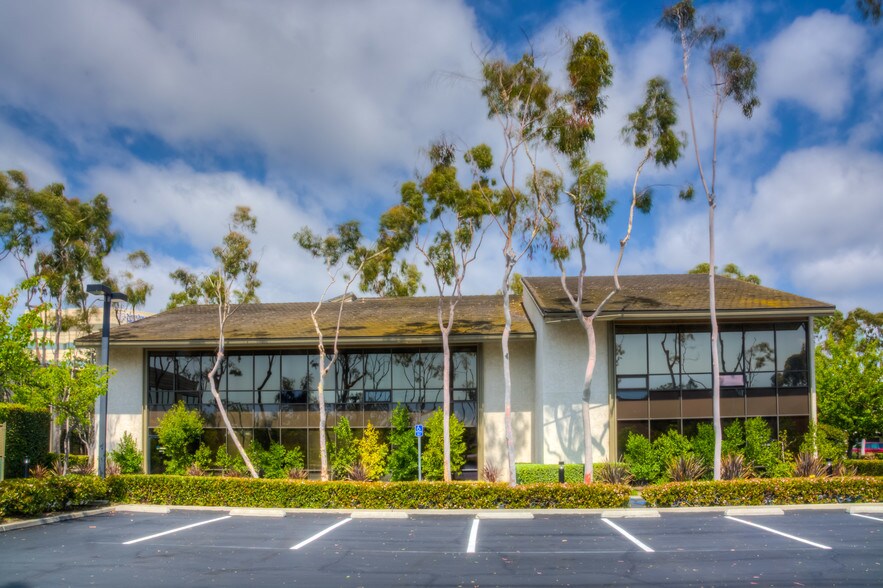 Primary Photo Of 1451 Quail St, Newport Beach Office For Lease