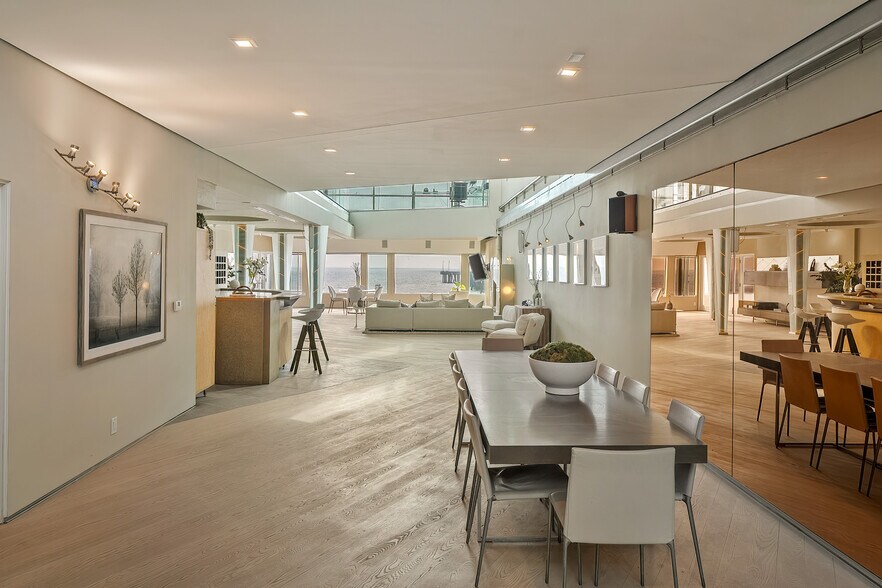 More Photos Of 3111 Ocean Front Walk, Marina Del Rey Apartments For Sale