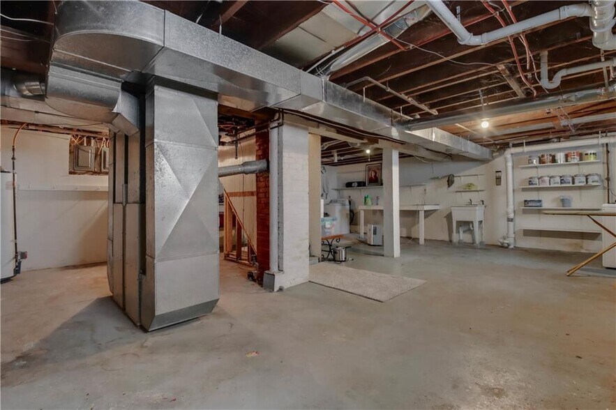 More Photos Of 2730 3rd St, Eau Claire Apartments For Sale