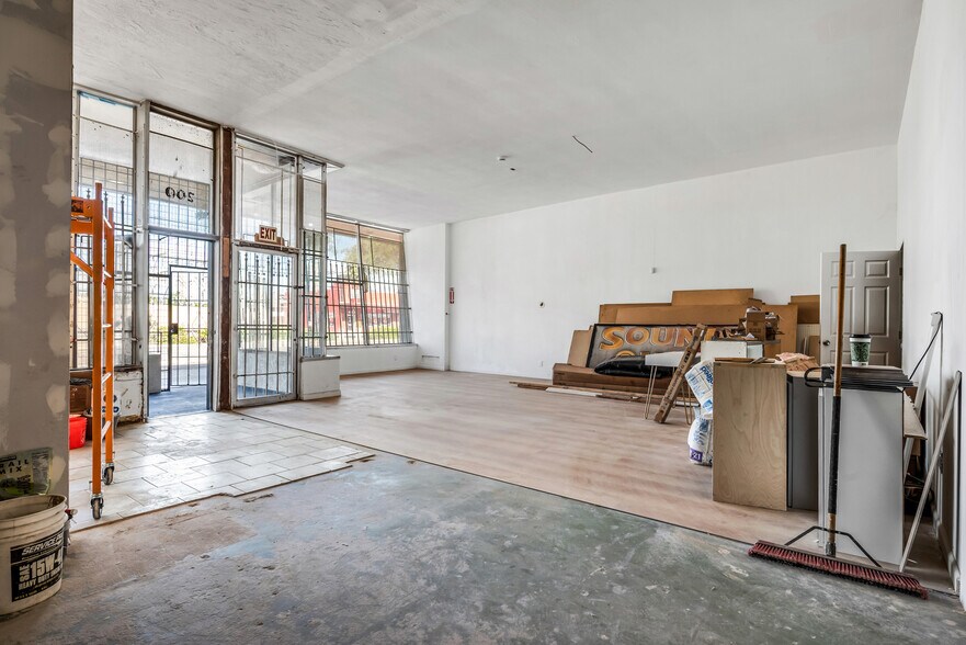 More Photos Of 200 N Cherokee Ln, Lodi Storefront For Sale
