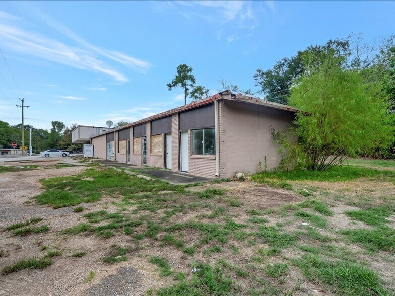 More Photos Of 125 S FM 1194, Lufkin Convenience Store For Sale