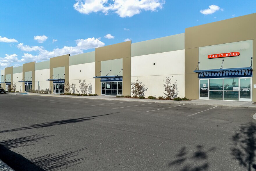 More Photos Of 1000 Diesel Dr, El Paso Light Distribution For Lease