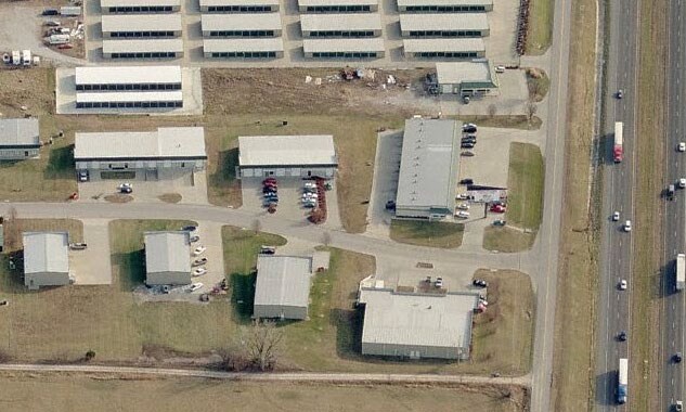 More Photos Of 1117 Valley Ridge Ct, Grain Valley Flex For Lease