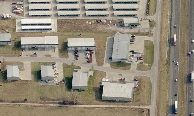 More Photos Of 1117 Valley Ridge Ct, Grain Valley Flex For Lease