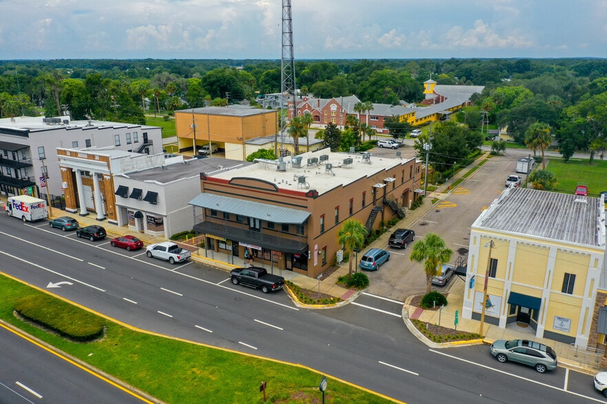 Primary Photo Of 87 N Central Ave, Umatilla Apartments For Sale