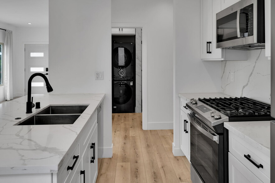 More Photos Of 2434-2438 Broadway, San Diego Apartments For Sale