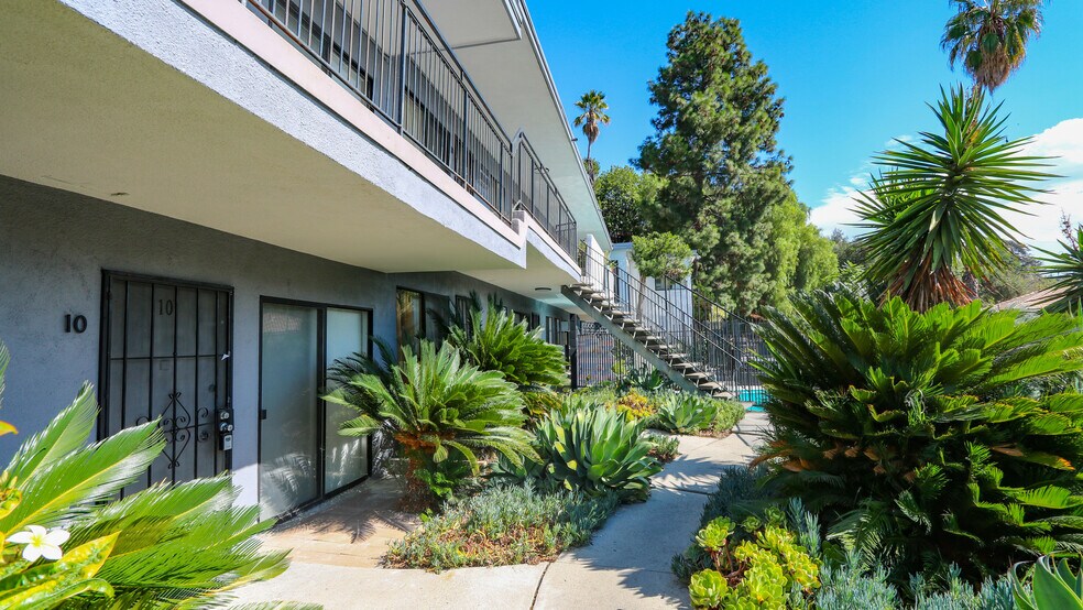 More Photos Of 200 S Avenue 59, Los Angeles Apartments For Sale