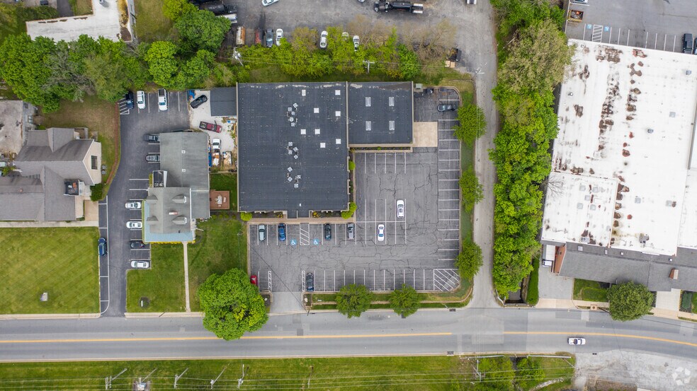 More Photos Of 120 Cockeysville Rd, Cockeysville Office For Sale