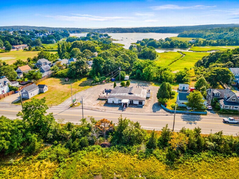 More Photos Of 270 Onset Ave, East Wareham Restaurant For Sale