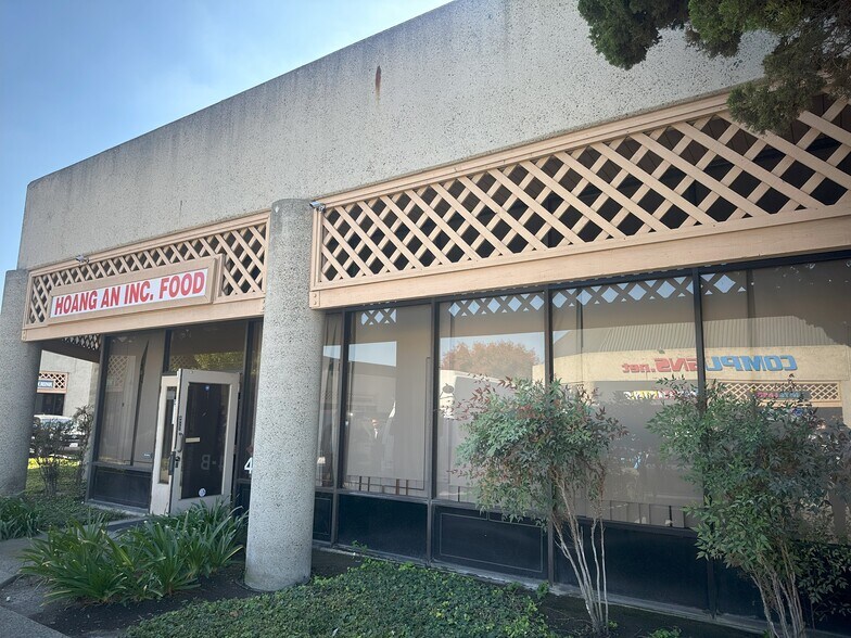 More Photos Of 13892 Harbor Blvd, Garden Grove Warehouse For Sale
