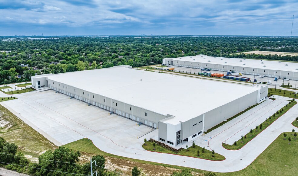 More Photos Of Breen Dr, Houston Unknown For Lease