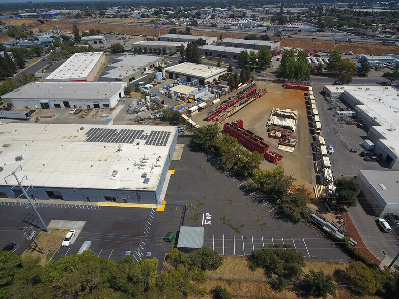 More Photos Of 3959-3971 Commerce Dr, West Sacramento Warehouse For Lease