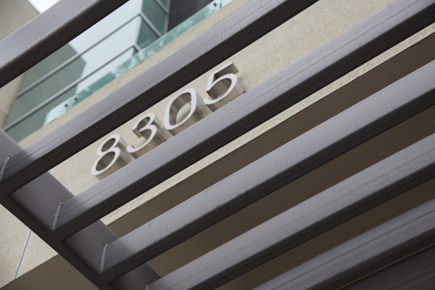More Photos Of 8305 W Sunset Blvd, West Hollywood Office For Lease
