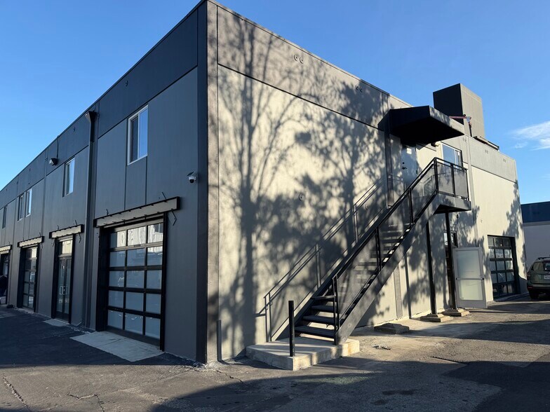 More Photos Of 441-475 Coloma St, Sausalito Light Manufacturing For Lease