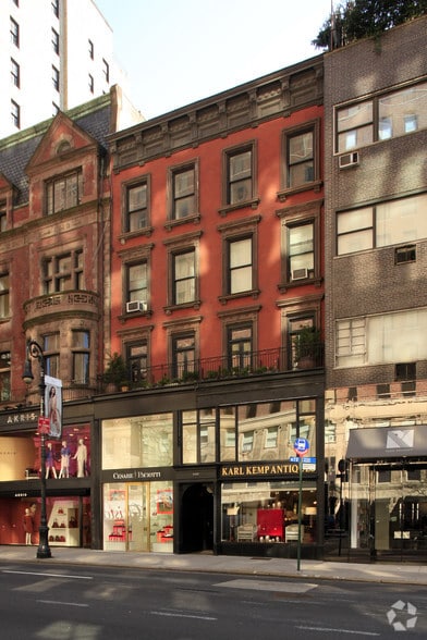 More Photos Of 833 Madison Ave, New York Storefront Retail Residential For Lease