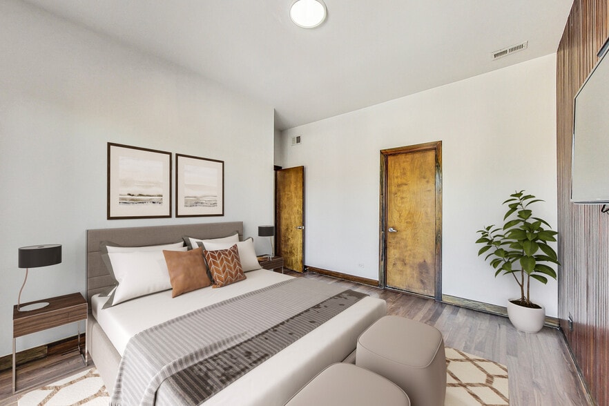 More Photos Of 1950 N Sedgwick St, Chicago Storefront Retail Residential For Sale