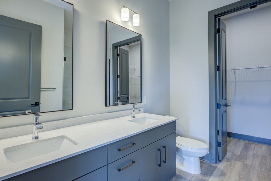 More Photos Of 352 S Walker St, Cary Apartments For Lease