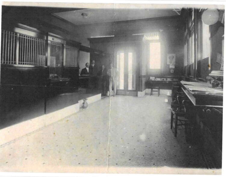 More Photos Of 201 Main St, Roundup Restaurant For Sale