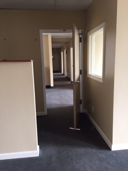 More Photos Of 233 W Route 59, Nanuet Storefront For Lease