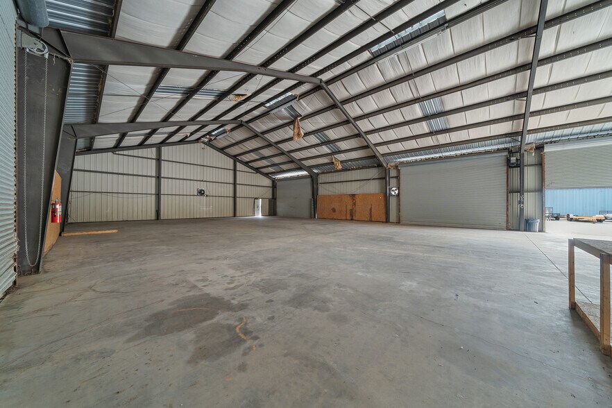 More Photos Of 11641 SW 90th Ter, Ocala Warehouse For Lease