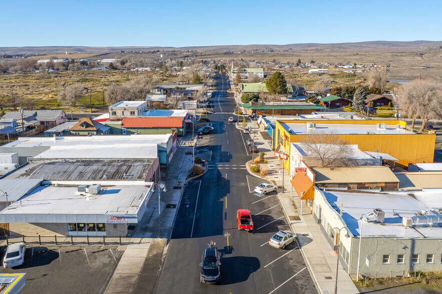 More Photos Of 315 Main Ave E, Soap Lake General Retail For Sale