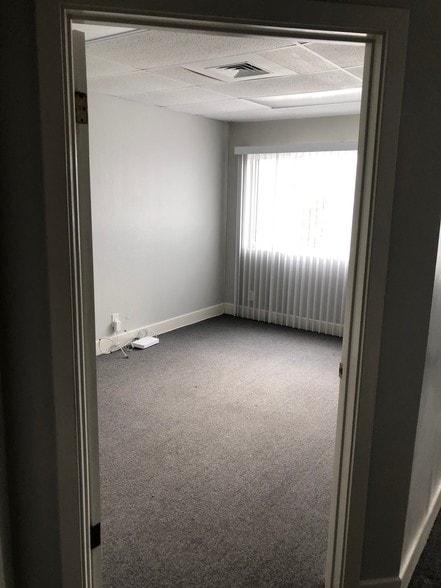 More Photos Of 1908 Pomona Ave, Costa Mesa Unknown For Lease