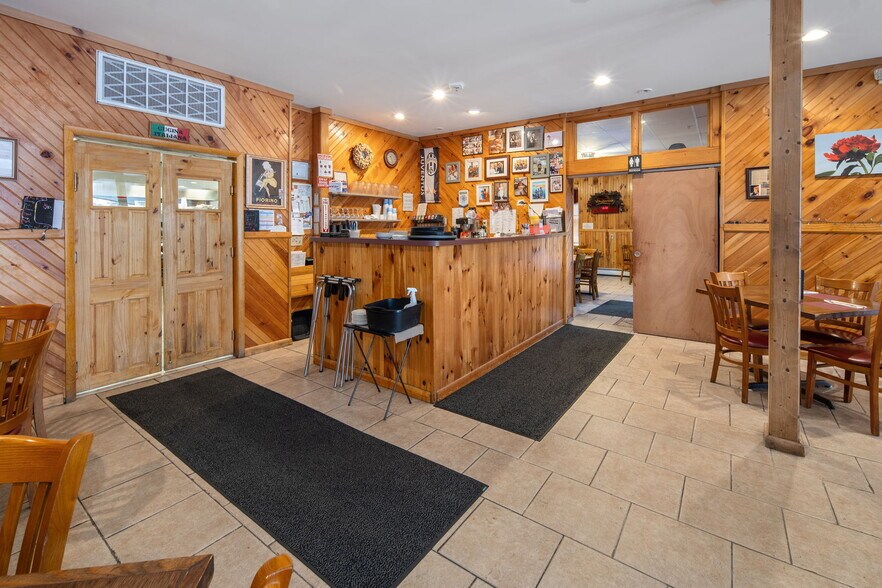 More Photos Of 334 Main St, Middleburgh Apartments For Sale
