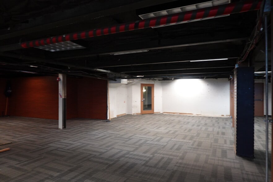 More Photos Of 151 Middle St, Portland Storefront Retail Residential For Lease