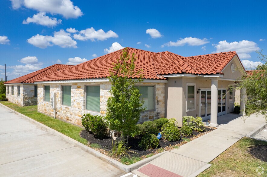 More Photos Of 7070 Knights Ct, Missouri City Medical For Sale