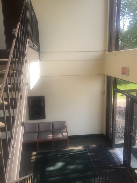 More Photos Of 2555 Lincoln Hwy, Olympia Fields Medical For Lease