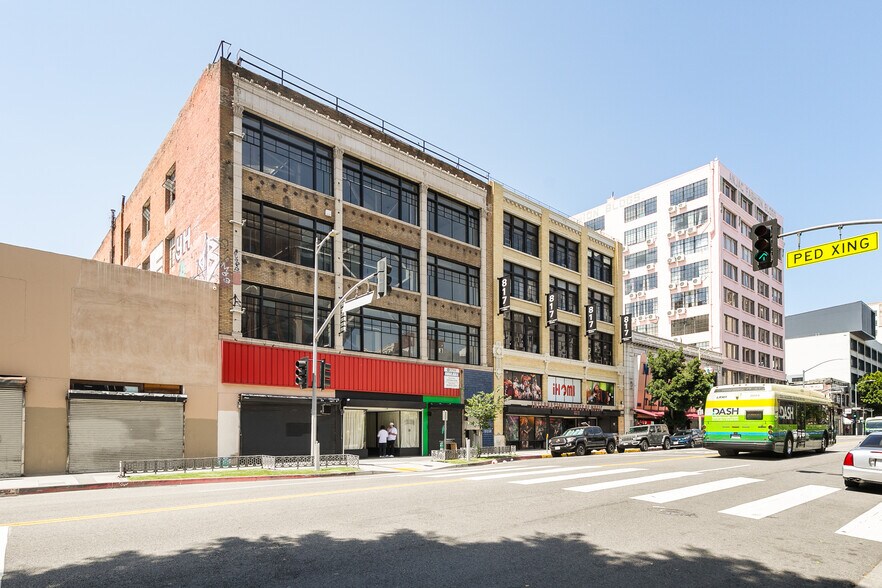 More Photos Of 823 S Los Angeles St, Los Angeles Loft Creative Space For Lease