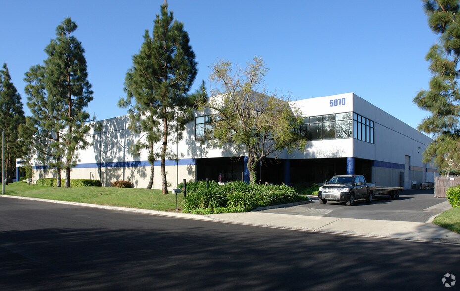More Photos Of 5070 Lindsay Ct, Chino Warehouse For Lease