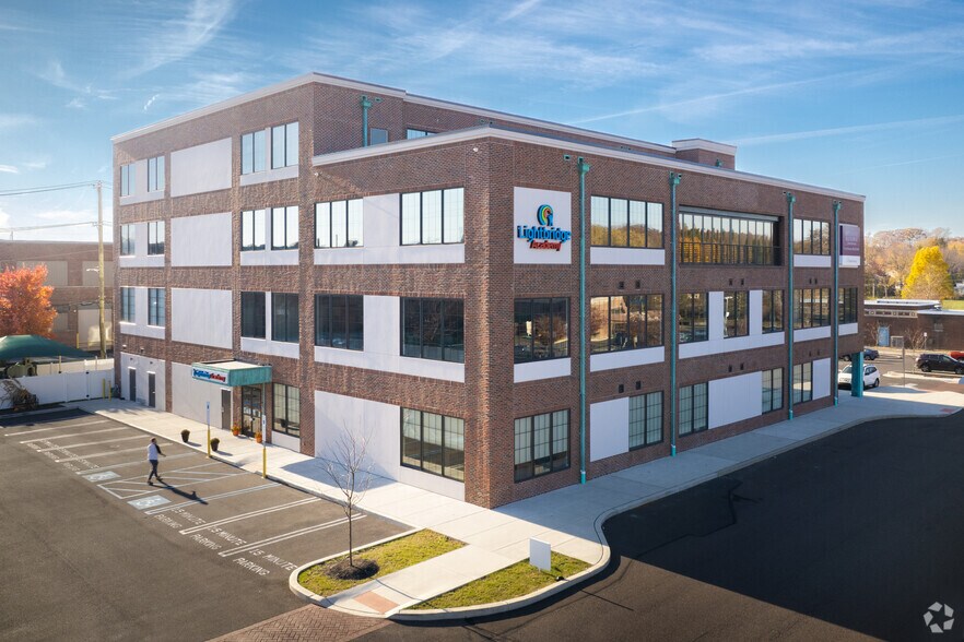 More Photos Of 361 Highland Ave, Glenside Medical For Lease