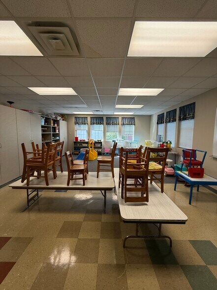 More Photos Of 1915 Grover Pl, Shreveport Specialty For Lease