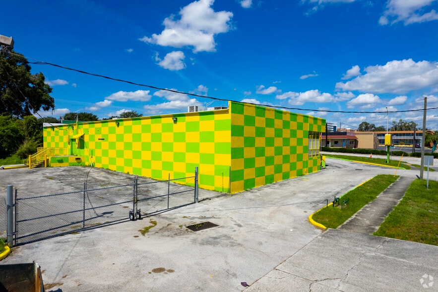 More Photos Of 515 E Memorial Blvd, Lakeland General Retail For Sale