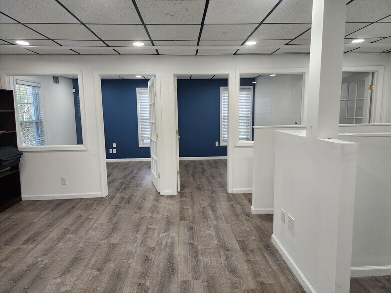 More Photos Of 32 Jefferson Plz, Princeton Medical For Sale